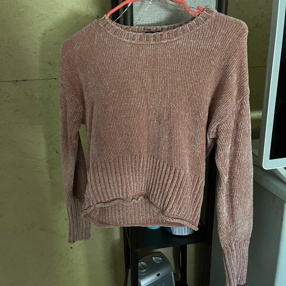 Pink cropped sweater